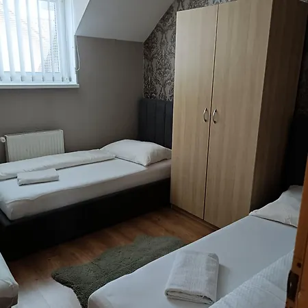 Gasthuis Tri Sestry Hrabušice